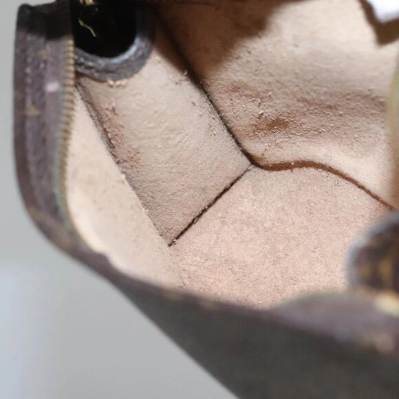LOUIS VUITTON Monogram Posh Toilette 15 Pouch - Picture 13 of 14